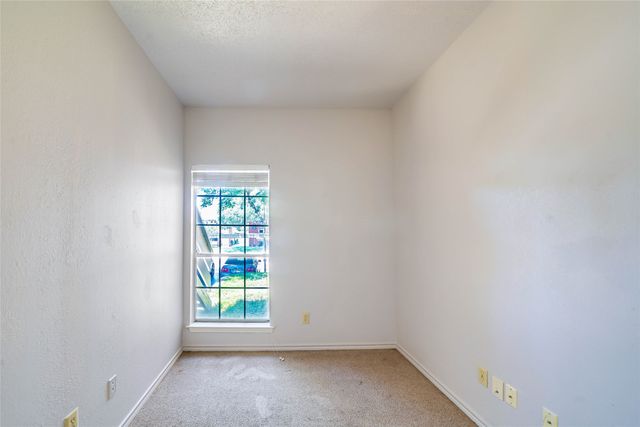 3550 Country Square Drive 409, Carrollton, TX 75006