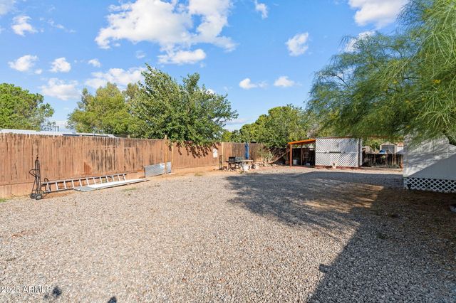 26600 S Grandview Drive, Congress, AZ 85332