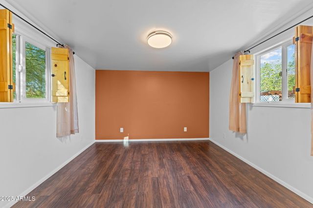 26600 S Grandview Drive, Congress, AZ 85332