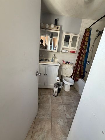 276 Fenno 3, Revere, MA 02151