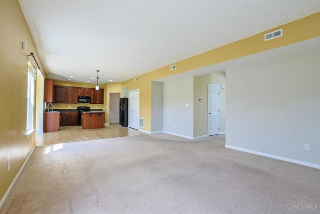 3191 Running Deer Trail, Franklin Twp, OH 45005
