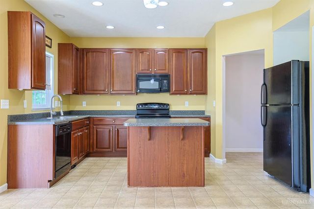 3191 Running Deer Trail, Franklin Twp, OH 45005