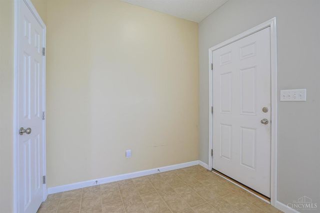 3191 Running Deer Trail, Franklin Twp, OH 45005