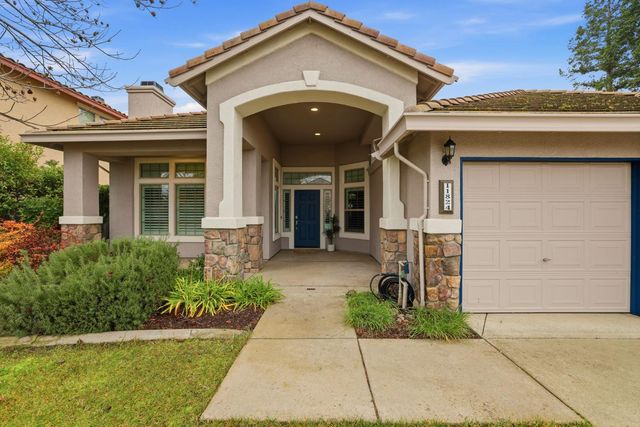 11824 Sophocles Dr, Rancho Cordova, CA 95742
