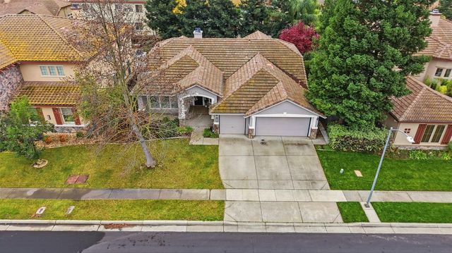 11824 Sophocles Dr, Rancho Cordova, CA 95742
