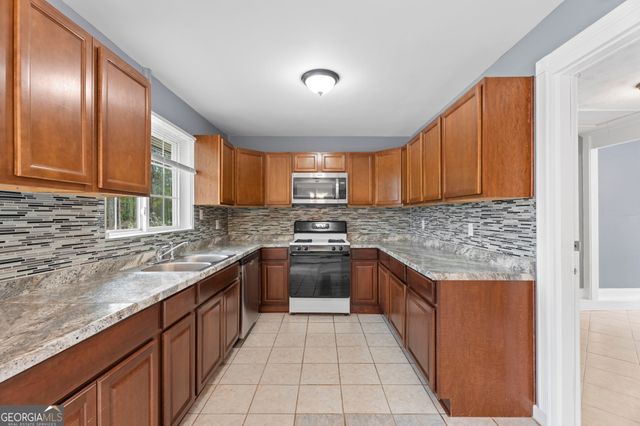 217 Wynnmeade Parkway, Peachtree City, GA 30269