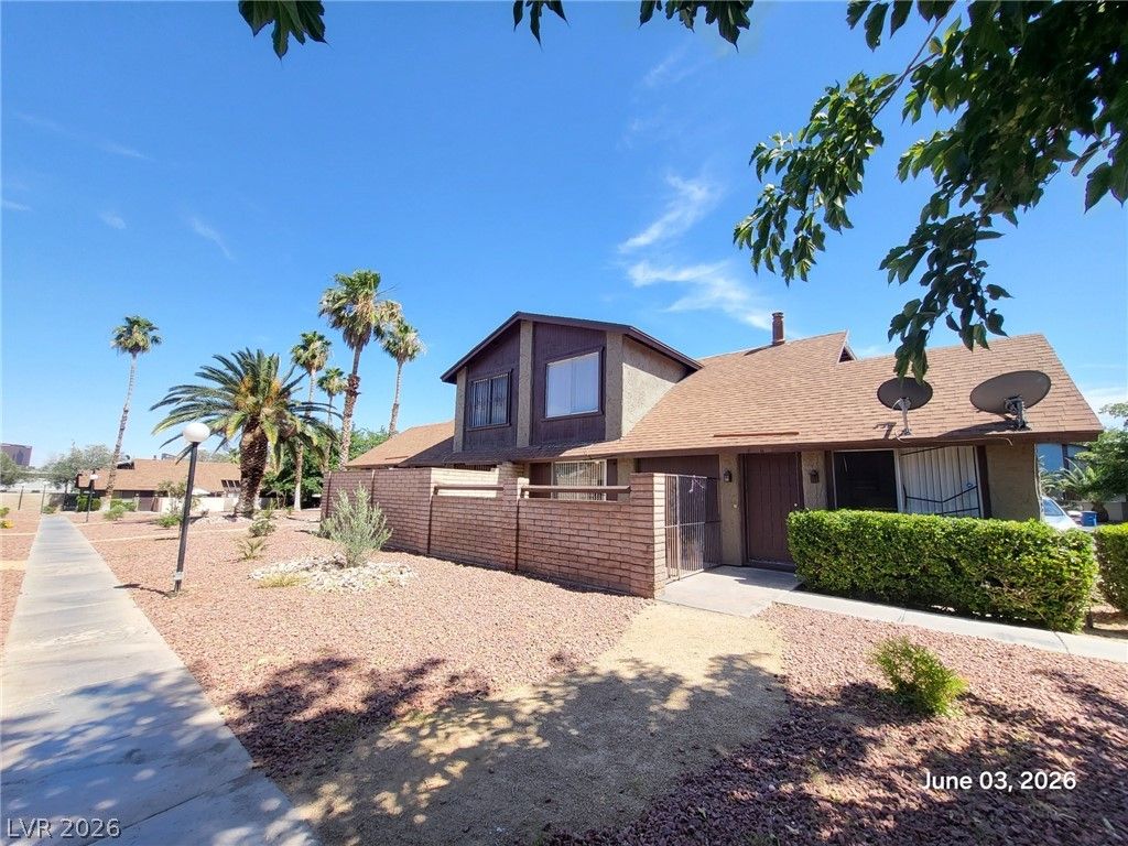 4456 Buena Vista Drive, Las Vegas, NV 89102 — exterior