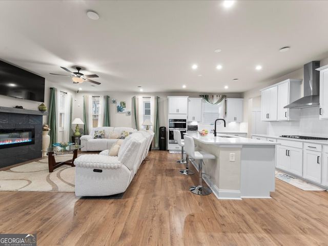 2456 Hidden Creek Road, Kennesaw, GA 30152