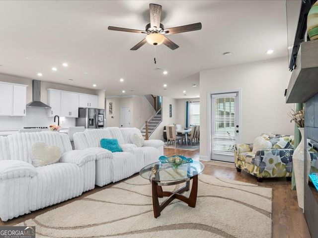 2456 Hidden Creek Road, Kennesaw, GA 30152