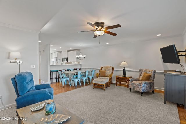 337 Fort Fisher Boulevard N, Kure Beach, NC 28449