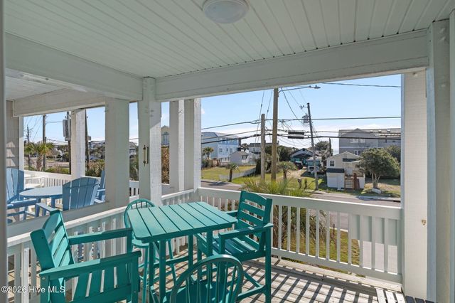 337 Fort Fisher Boulevard N, Kure Beach, NC 28449