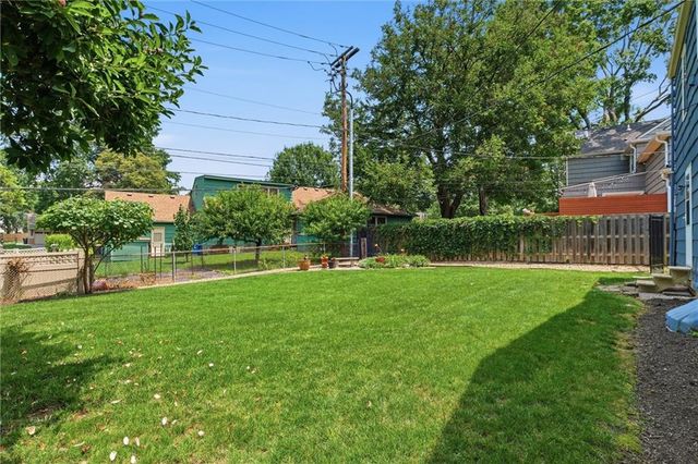 1204 W 69th Street, Kansas City, MO 64113