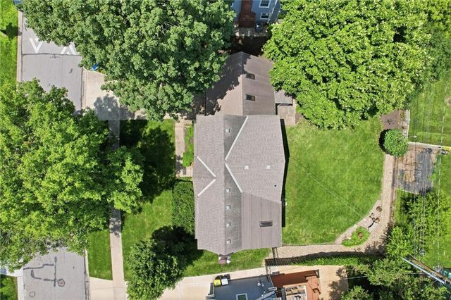 1204 W 69th Street, Kansas City, MO 64113