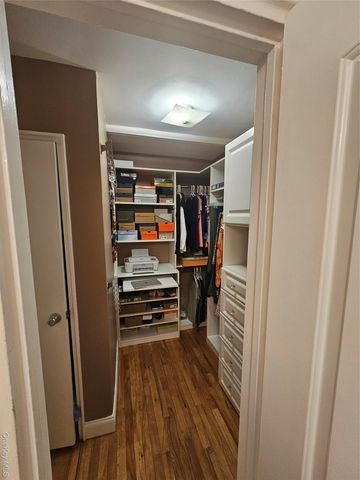 100 S Ocean Avenue S 3U, Freeport, NY 11520