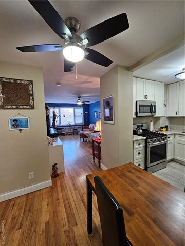 100 S Ocean Avenue S 3U, Freeport, NY 11520