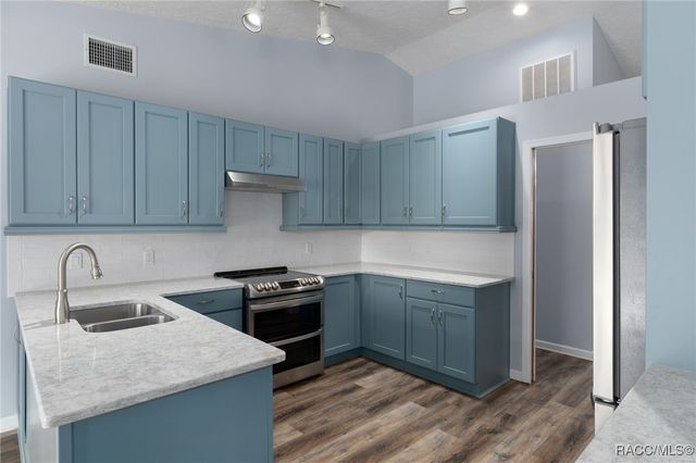 5146 S Riverside Drive, Homosassa, FL 34448