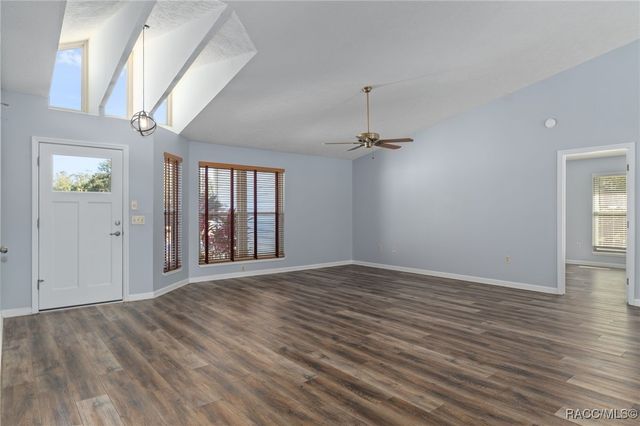 5146 S Riverside Drive, Homosassa, FL 34448