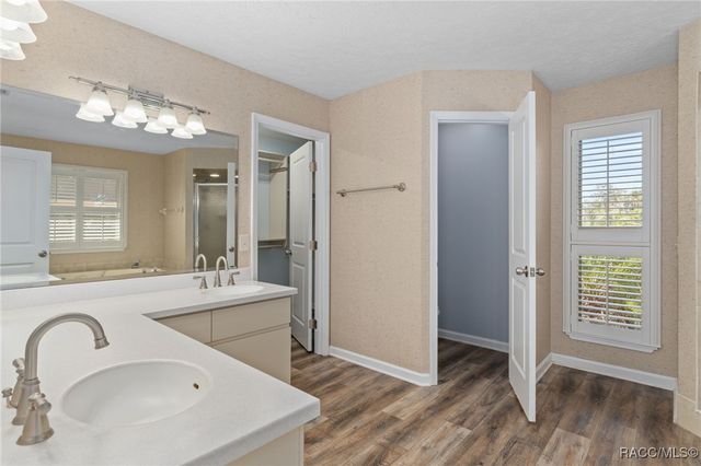 5146 S Riverside Drive, Homosassa, FL 34448