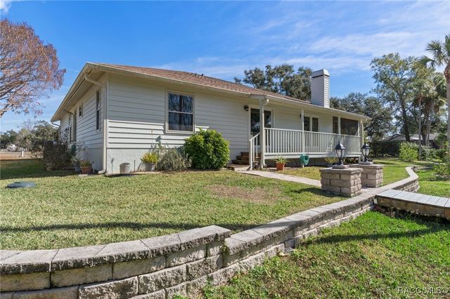 5146 S Riverside Drive, Homosassa, FL 34448