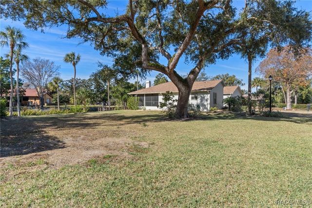 5146 S Riverside Drive, Homosassa, FL 34448