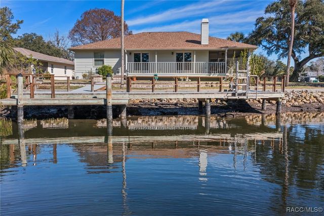5146 S Riverside Drive, Homosassa, FL 34448