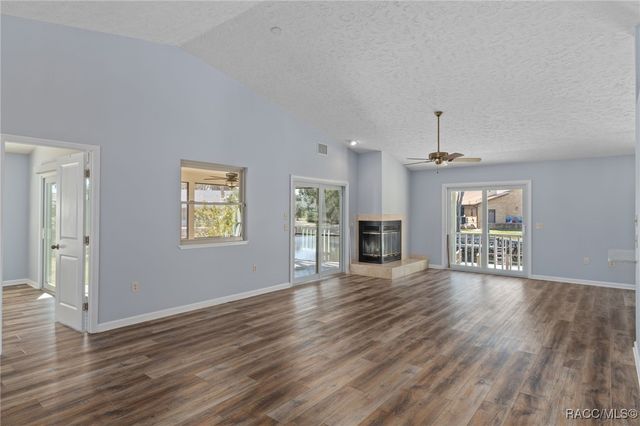 5146 S Riverside Drive, Homosassa, FL 34448