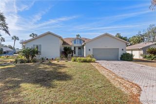 5146 S Riverside Drive, Homosassa, FL 34448