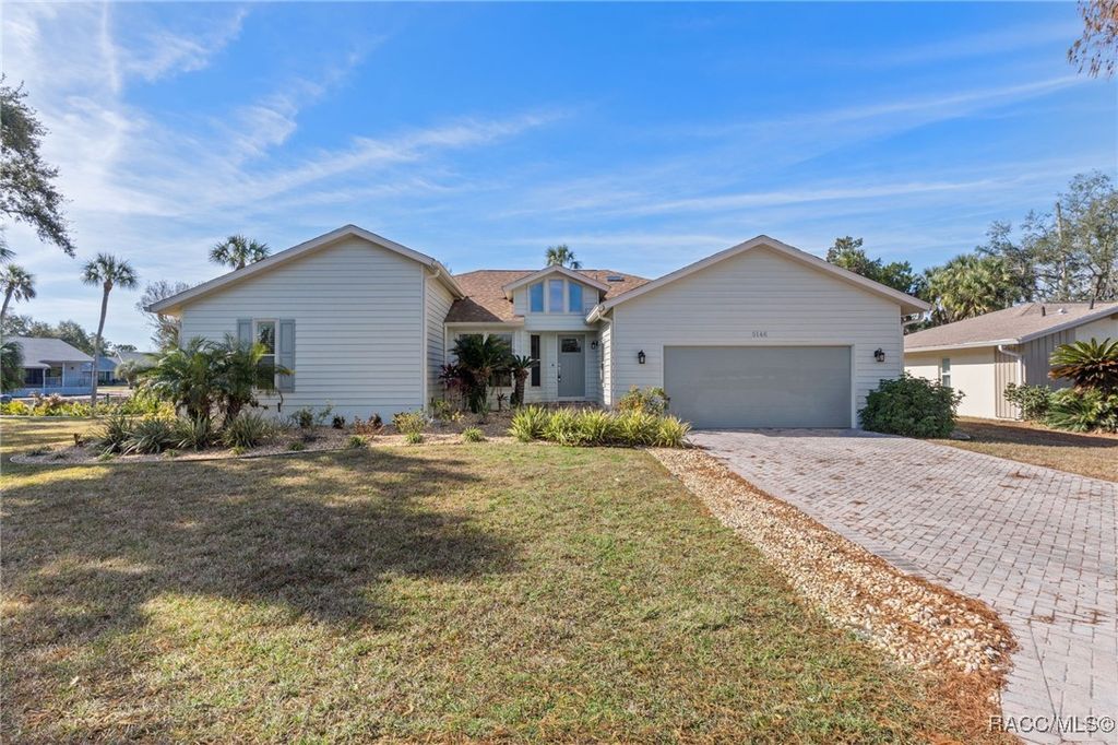 5146 S Riverside Drive, Homosassa, FL 34448
