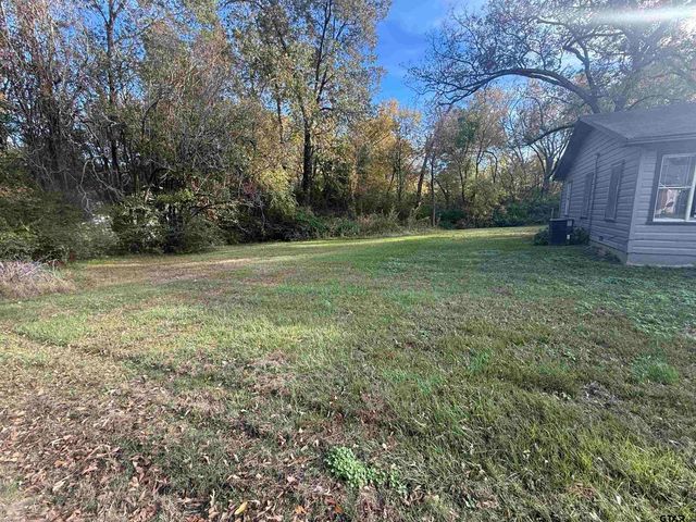 117 Mack Street, Mt Vernon, TX 75457