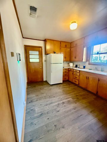 117 Mack Street, Mt Vernon, TX 75457