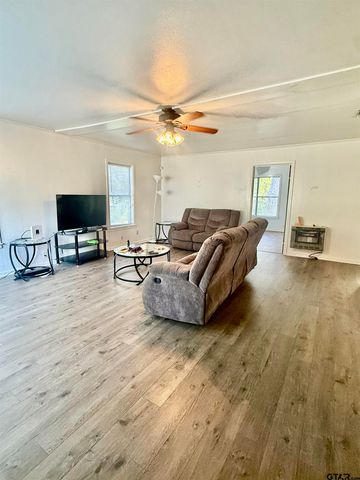 117 Mack Street, Mt Vernon, TX 75457