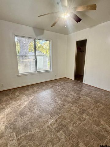 117 Mack Street, Mt Vernon, TX 75457