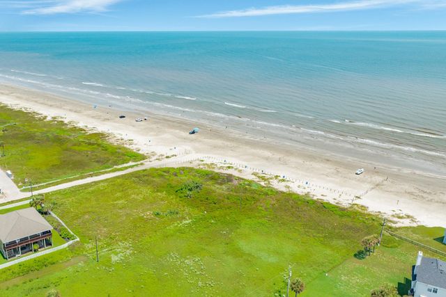 4021 11 Mile Road, Galveston, TX 77554