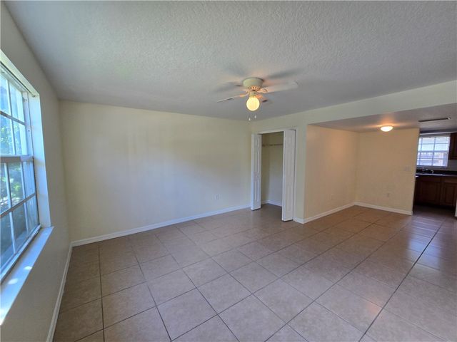 1748 23rd Street, Vero Beach, FL 32960