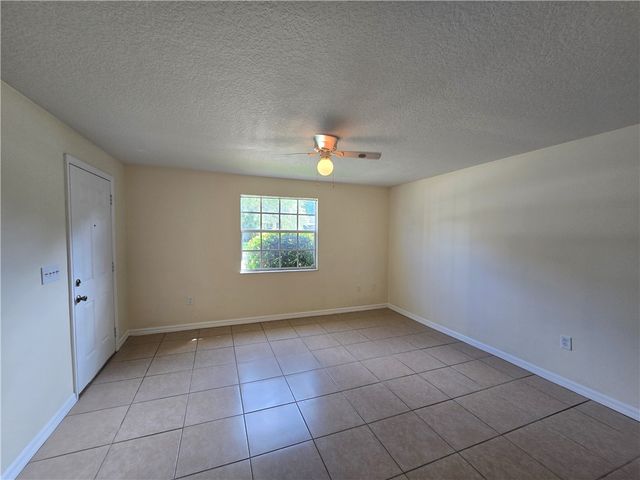 1748 23rd Street, Vero Beach, FL 32960