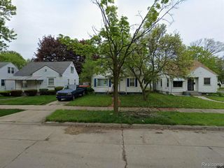 19100 Kingsville Street, Detroit, MI 48225