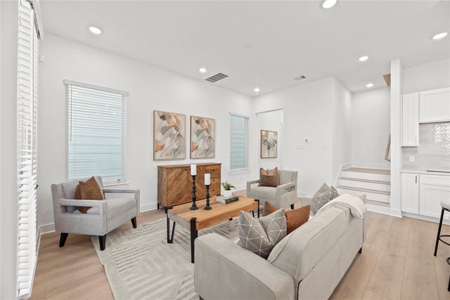 1310 Neiman Lane, Houston, TX 77091