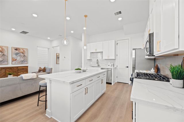 1310 Neiman Lane, Houston, TX 77091