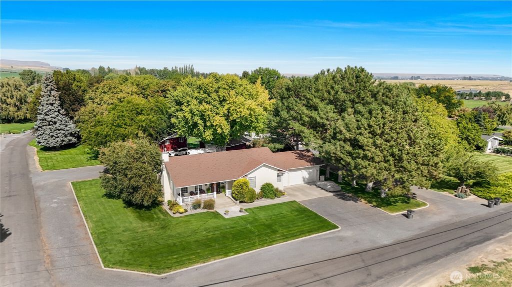 2176 Road 17.7 NW, Ephrata, WA 98823