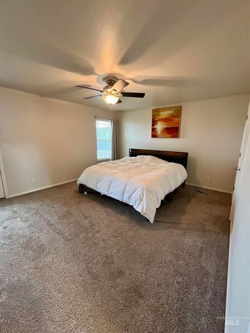 989 O'leary Way, Twin Falls, ID 83301