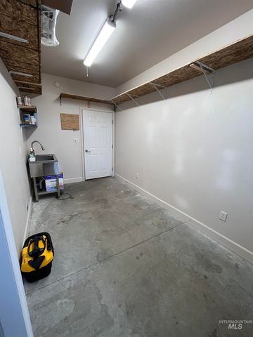 989 O'leary Way, Twin Falls, ID 83301