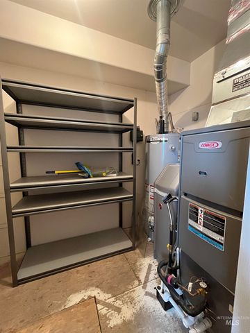 989 O'leary Way, Twin Falls, ID 83301