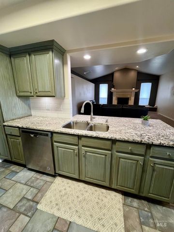 989 O'leary Way, Twin Falls, ID 83301