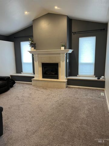 989 O'leary Way, Twin Falls, ID 83301