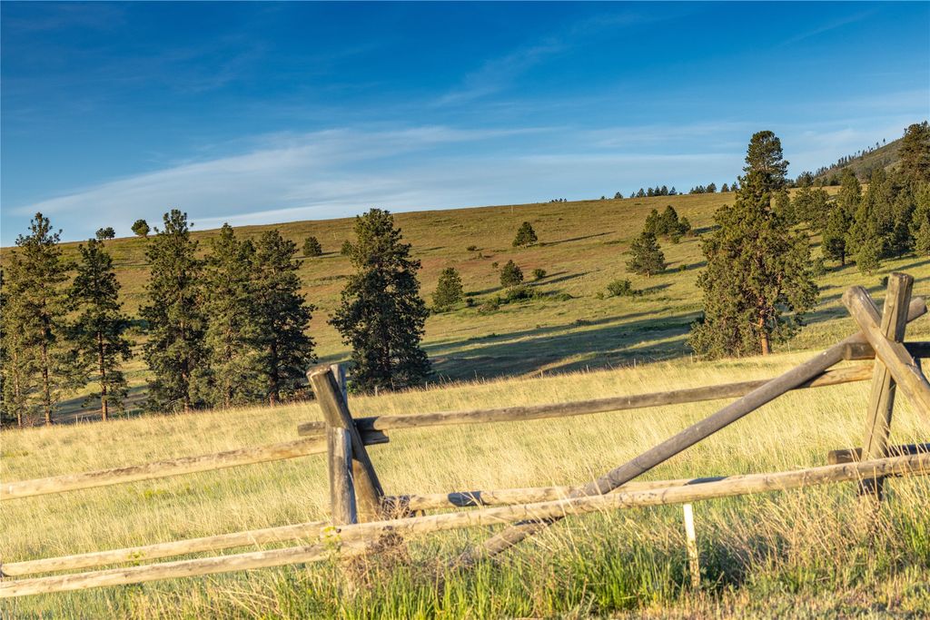 8337 Lamar Trail, Florence, MT 59833 photo 5