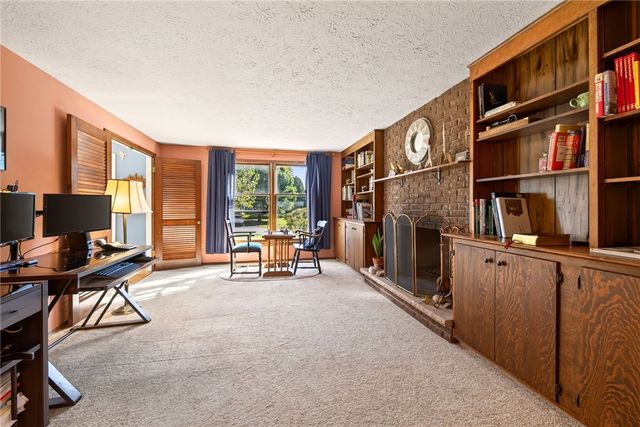 262 Hillary Lane, Penfield, NY 14526