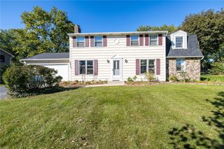 262 Hillary Lane, Penfield, NY 14526