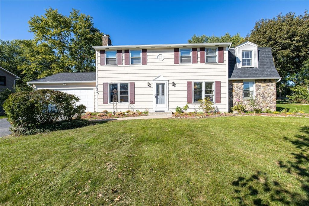262 Hillary Lane, Penfield, NY 14526