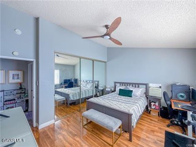 646 Twinberry Lane, Lancaster, CA 93534