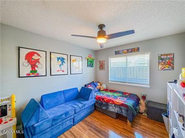 646 Twinberry Lane, Lancaster, CA 93534